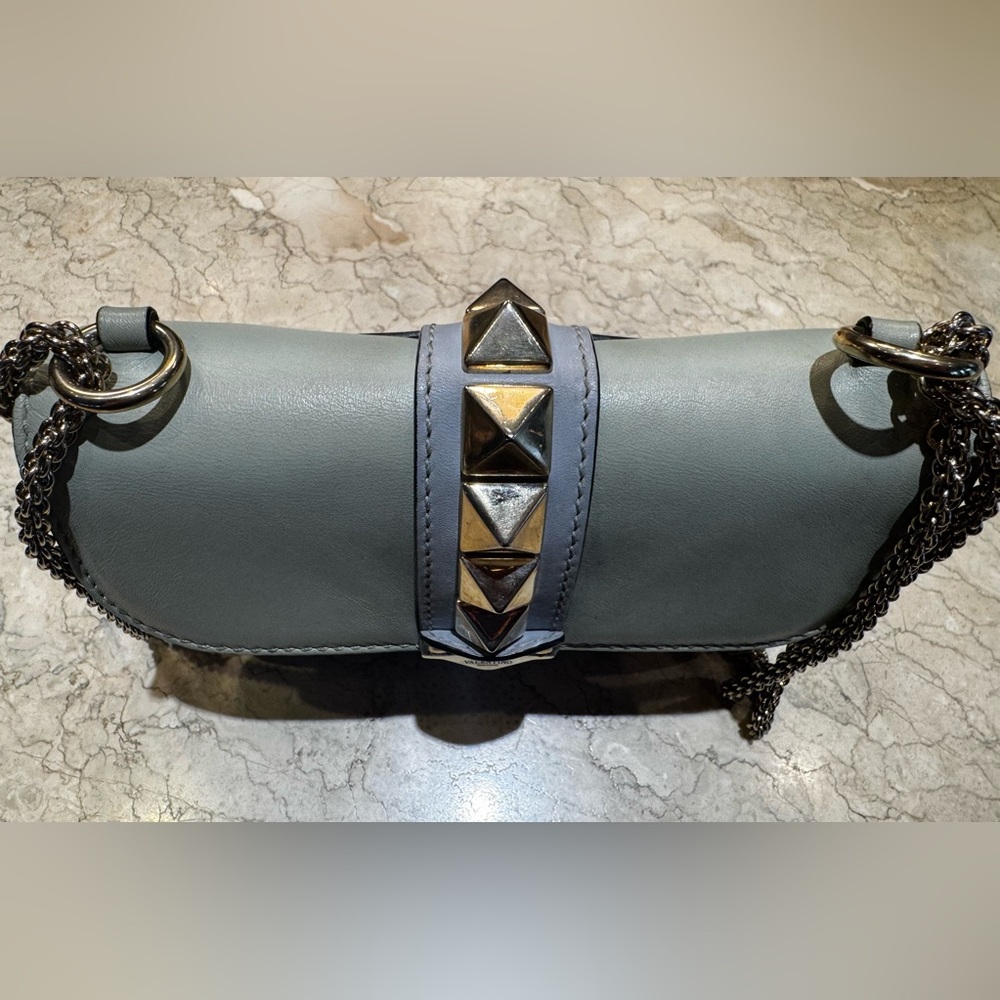 Valentino Garavani Glam Lock Shoulder Bag, GUC. COA - Picture 11 of 16
